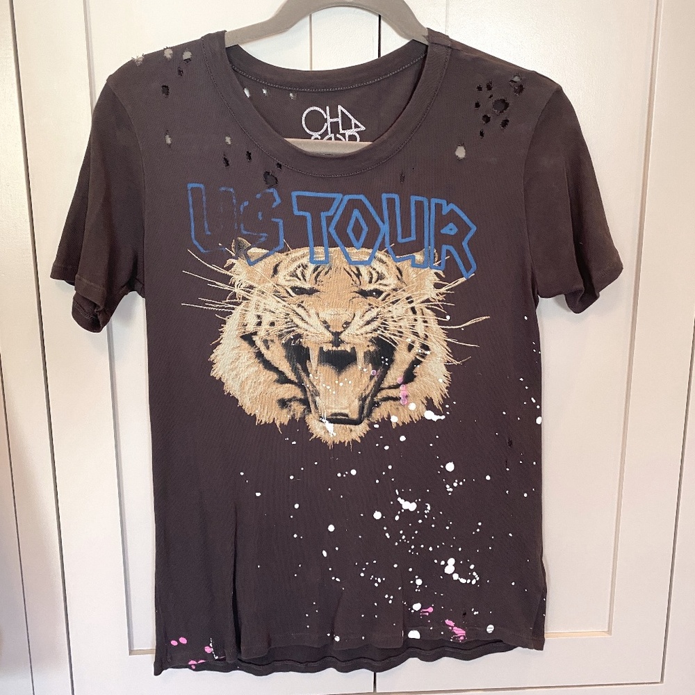 Chaser Tiger Paint Distressed Tee | XS
